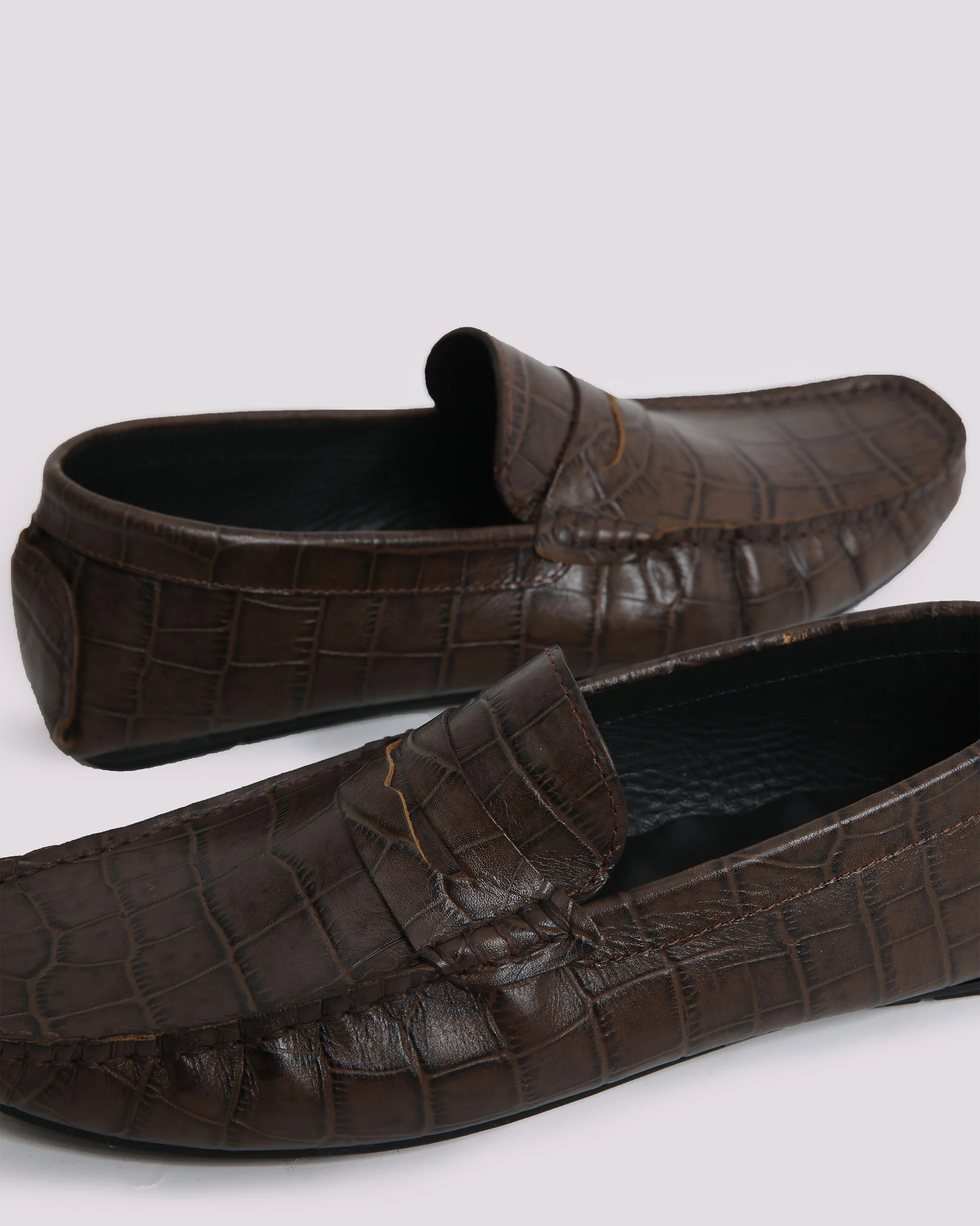COFFEE TEXTURED LEATHER MOCCASIN - Image 4