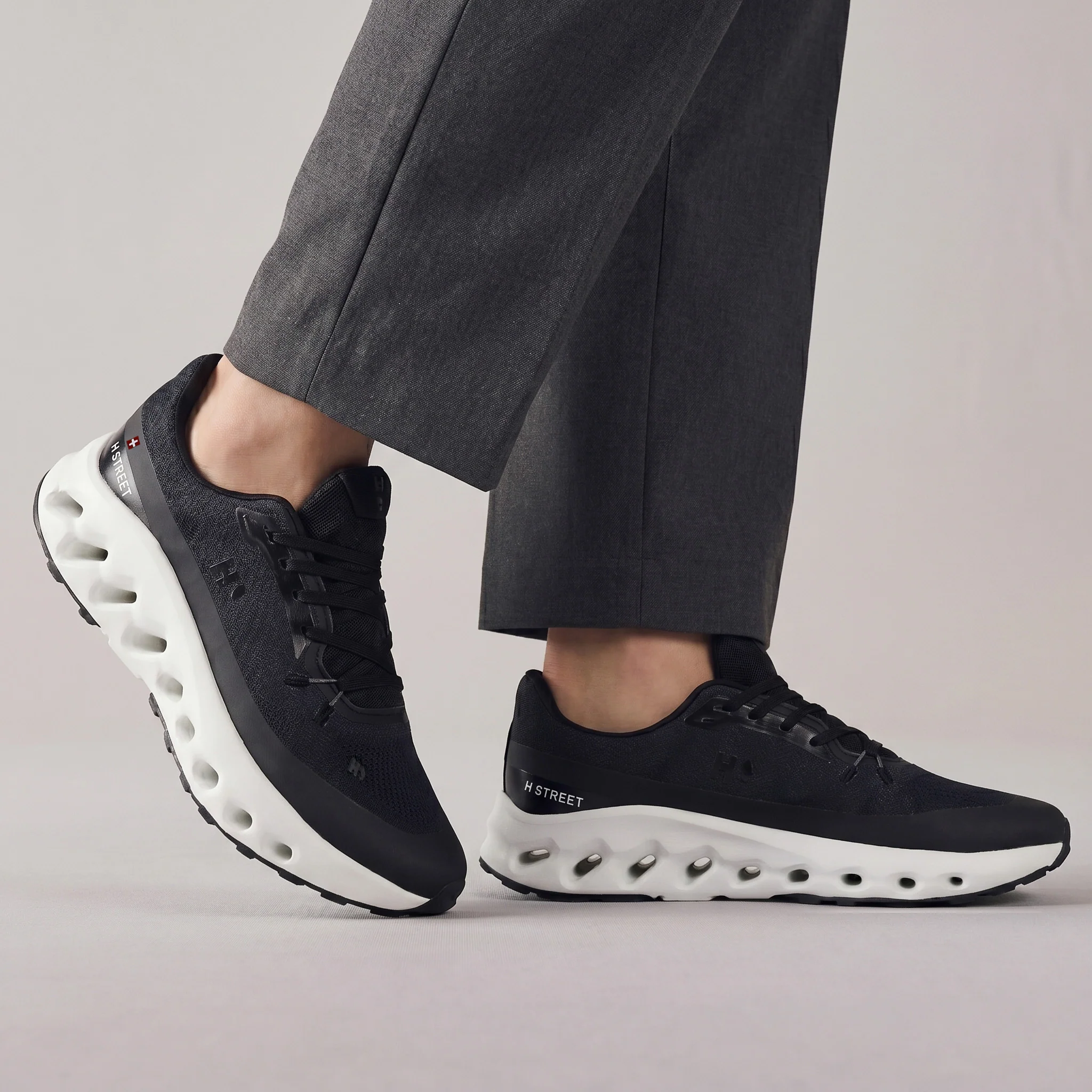 BLACK ULTRA CUSHIONING SHOES - Image 2