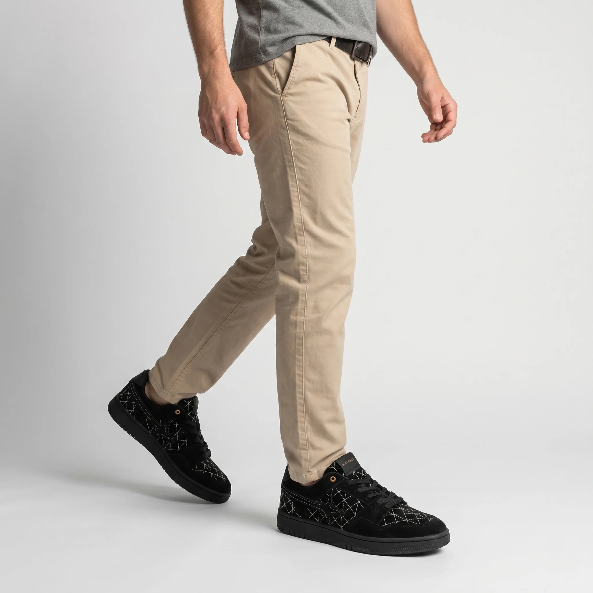 MULTI PIECE STITCHED SNEAKER