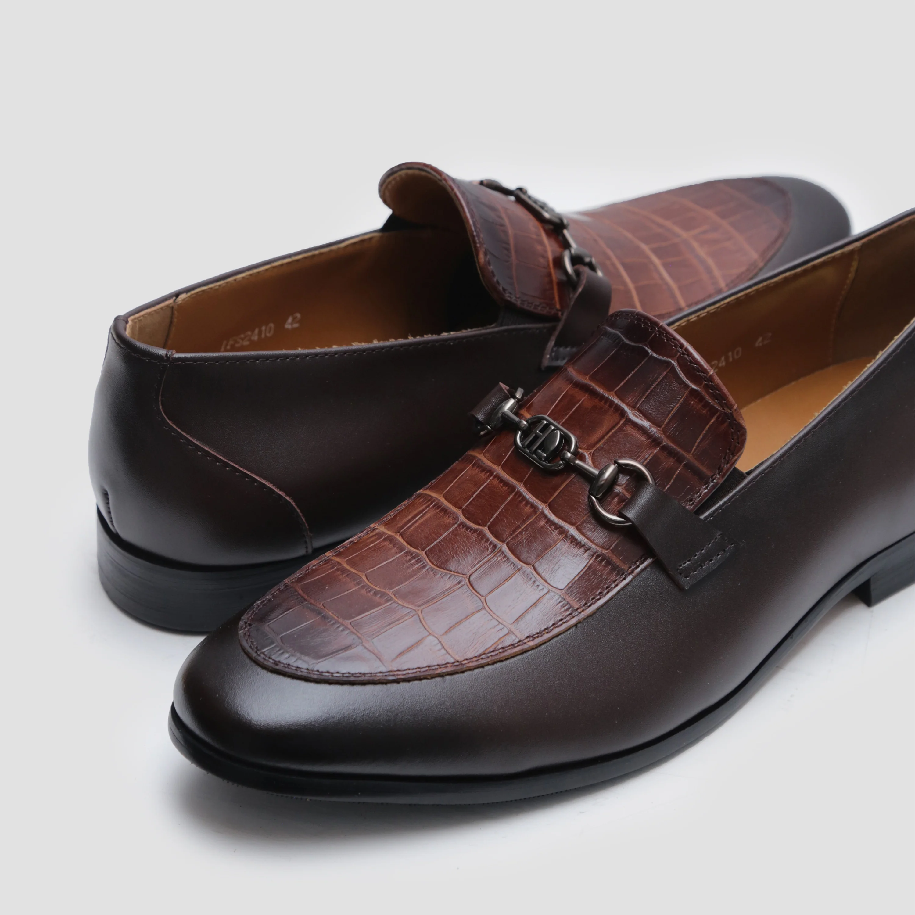 MULTI LEATHER EMBOSSED SHOES - Image 5