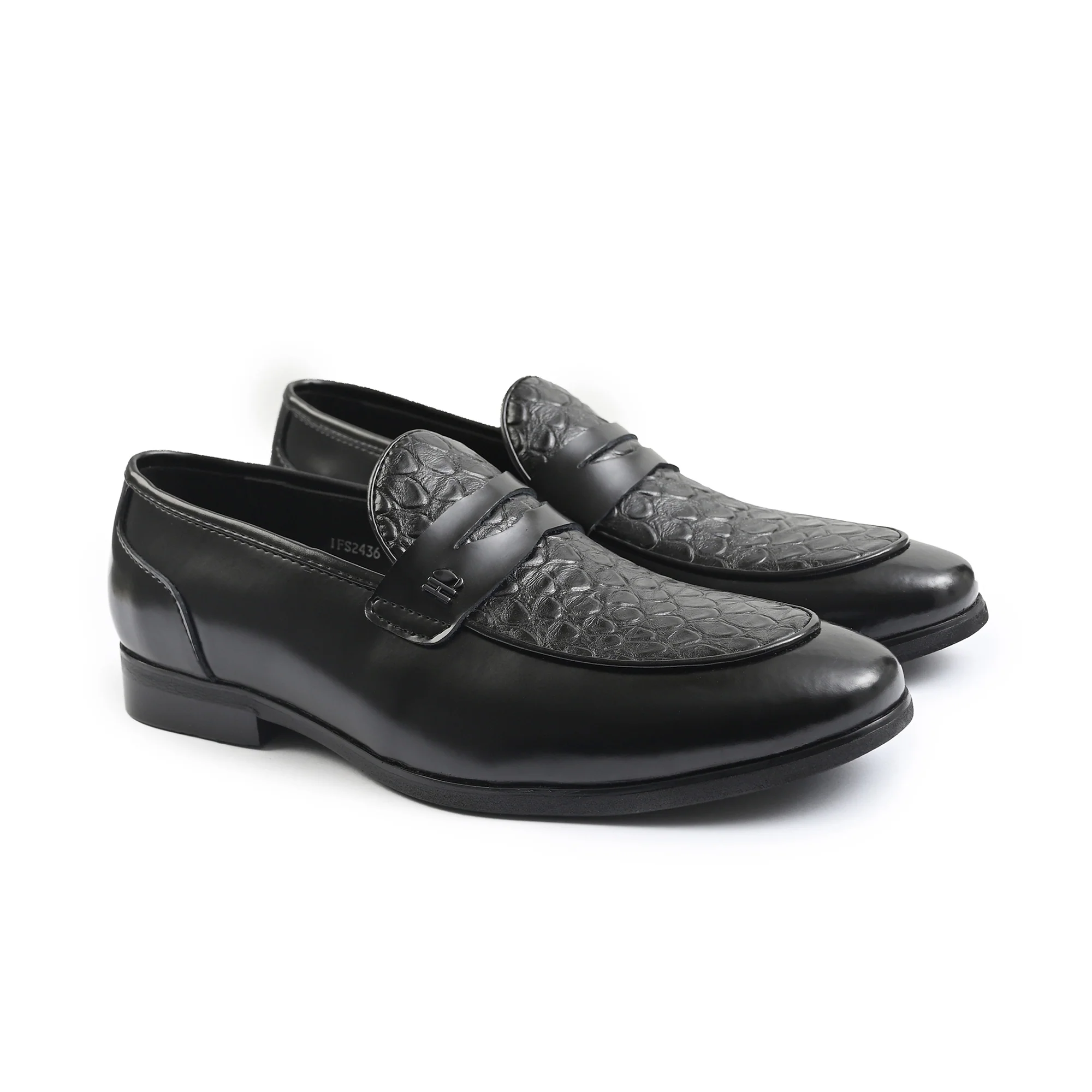 BLACK TEXTURED VAMP SHOES