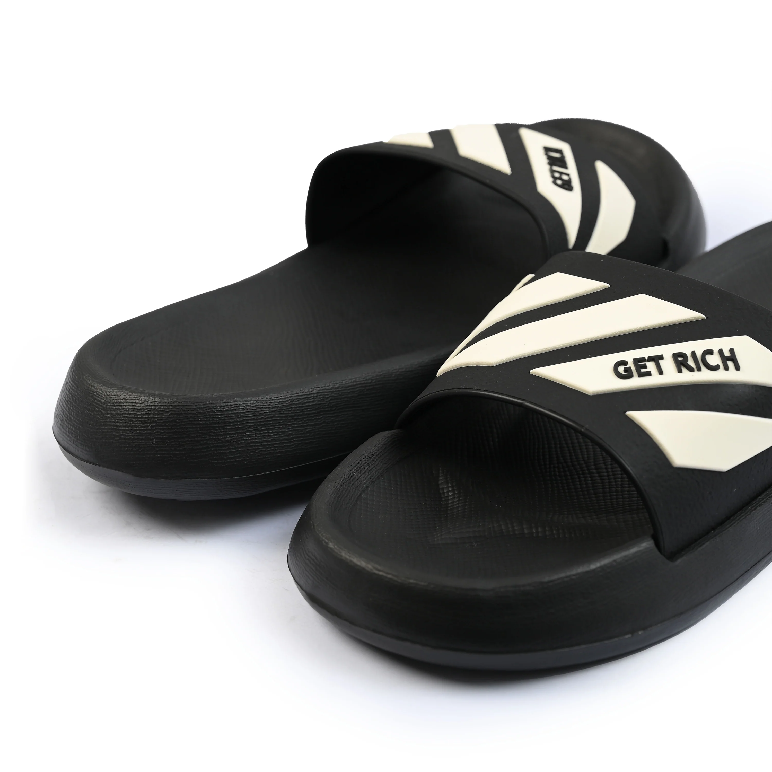 BLK & WHT COMFORT SLIDER - Image 4