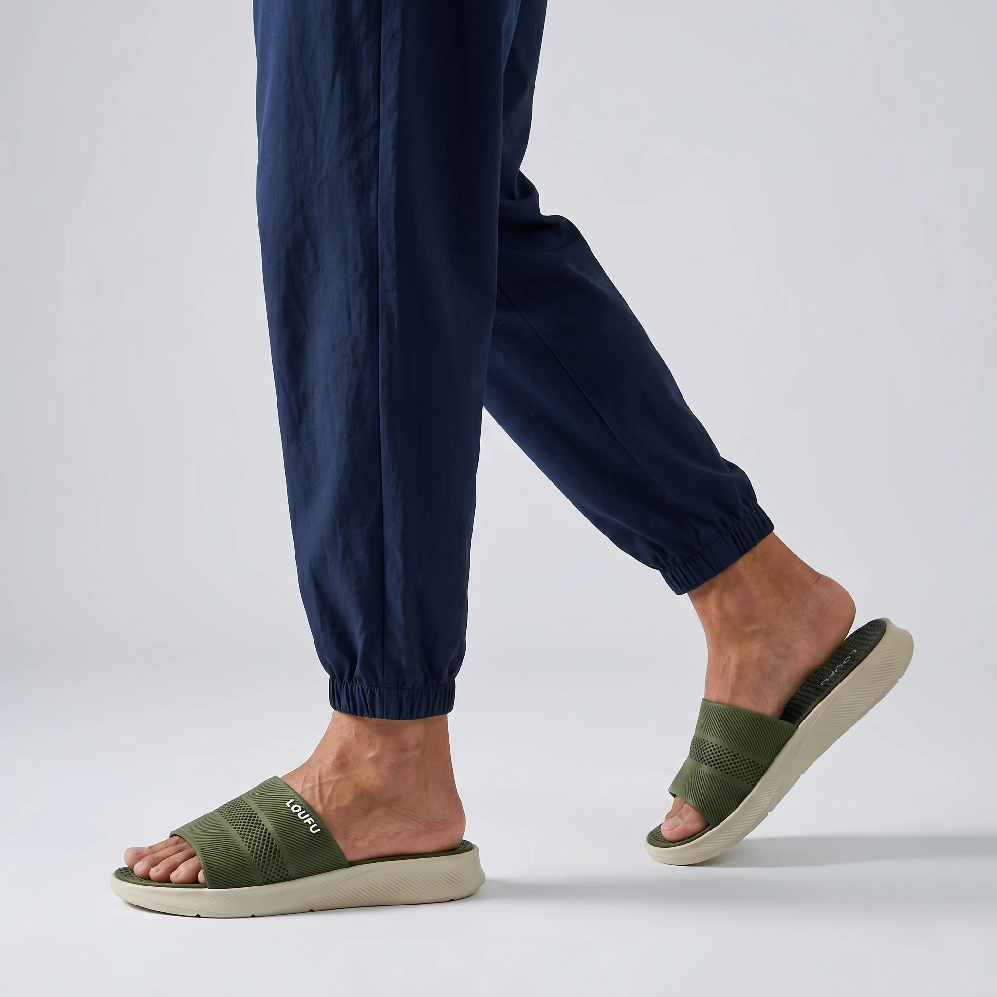 TEXTURED RUBBER SLIDES - Image 2