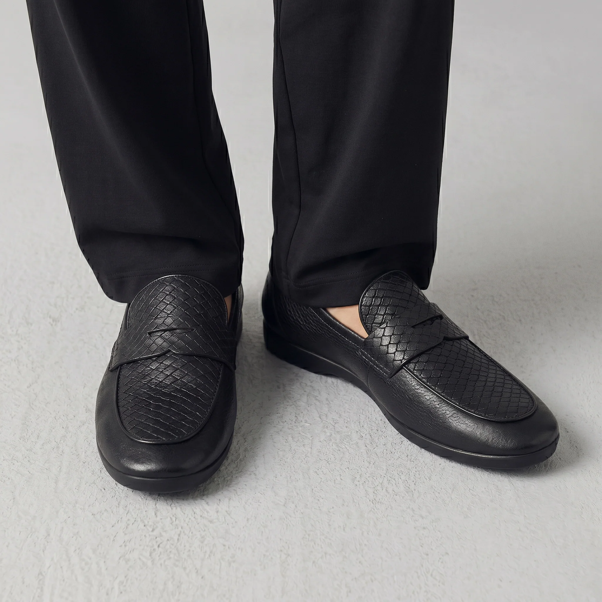 BLACK SPLIT LEATHER LOAFERS