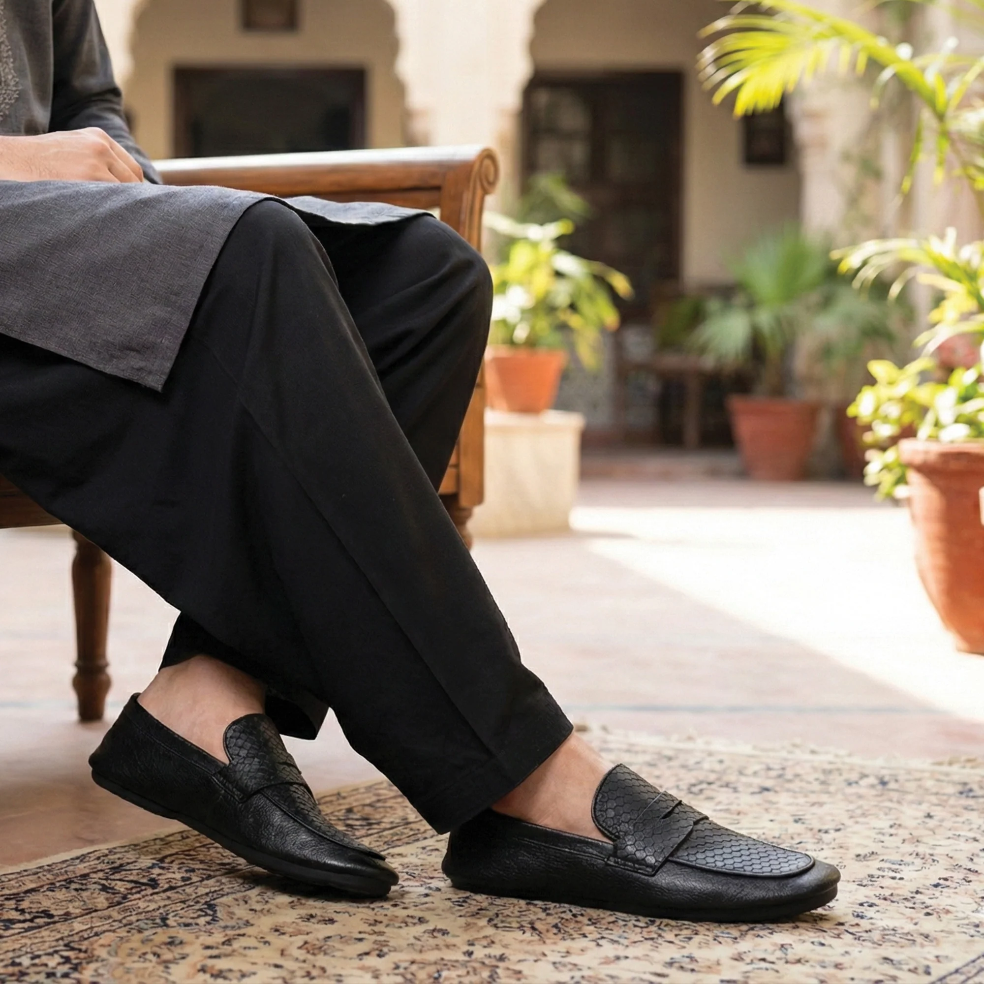 BLACK SPLIT LEATHER LOAFERS - Image 8