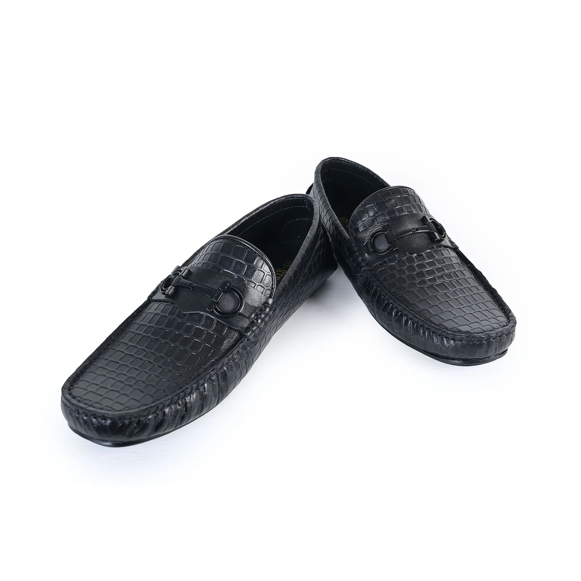 TEXTURED LOFFER WITH BUCKLE - Image 3