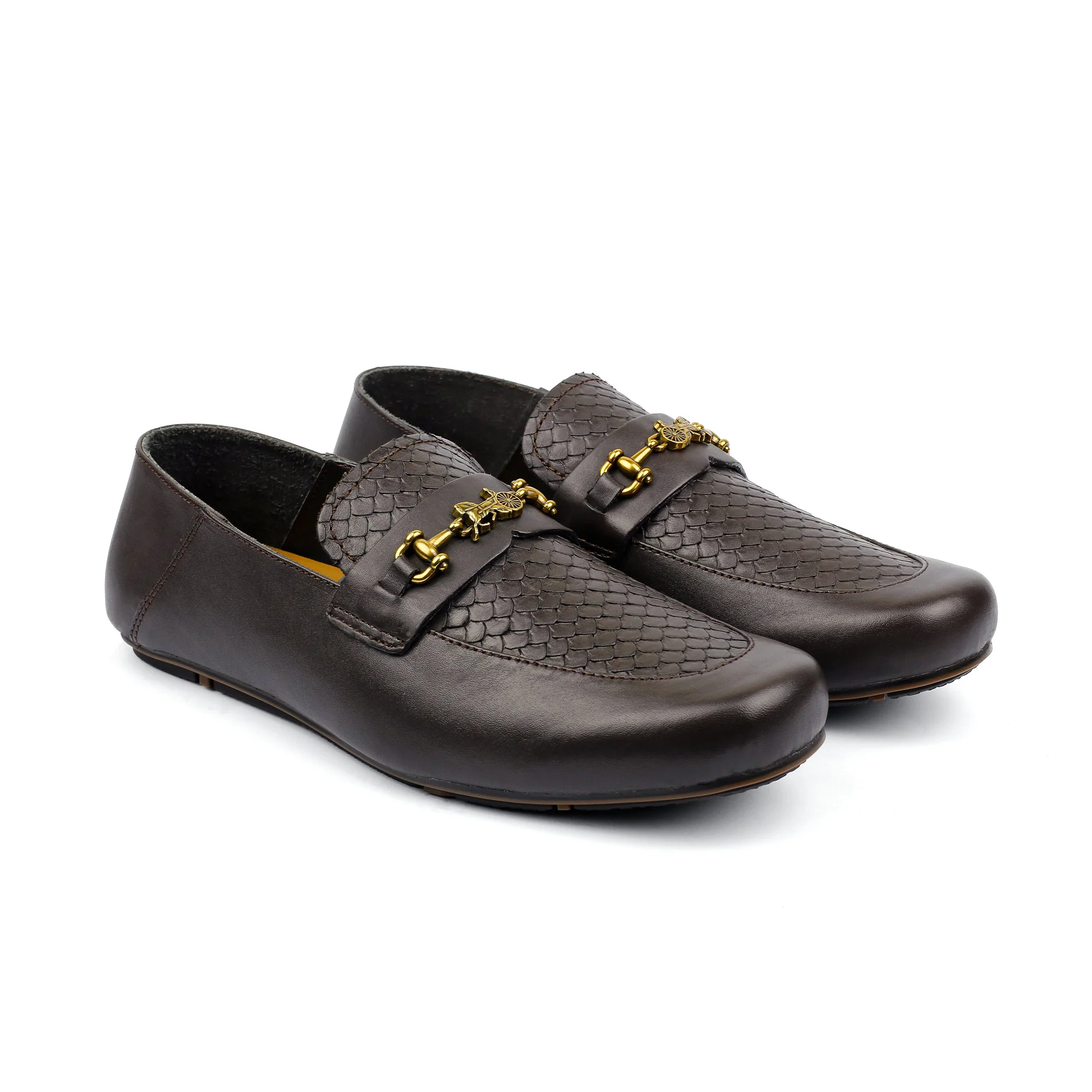 BROWN TEXTURED LEATHER MOCCASIN