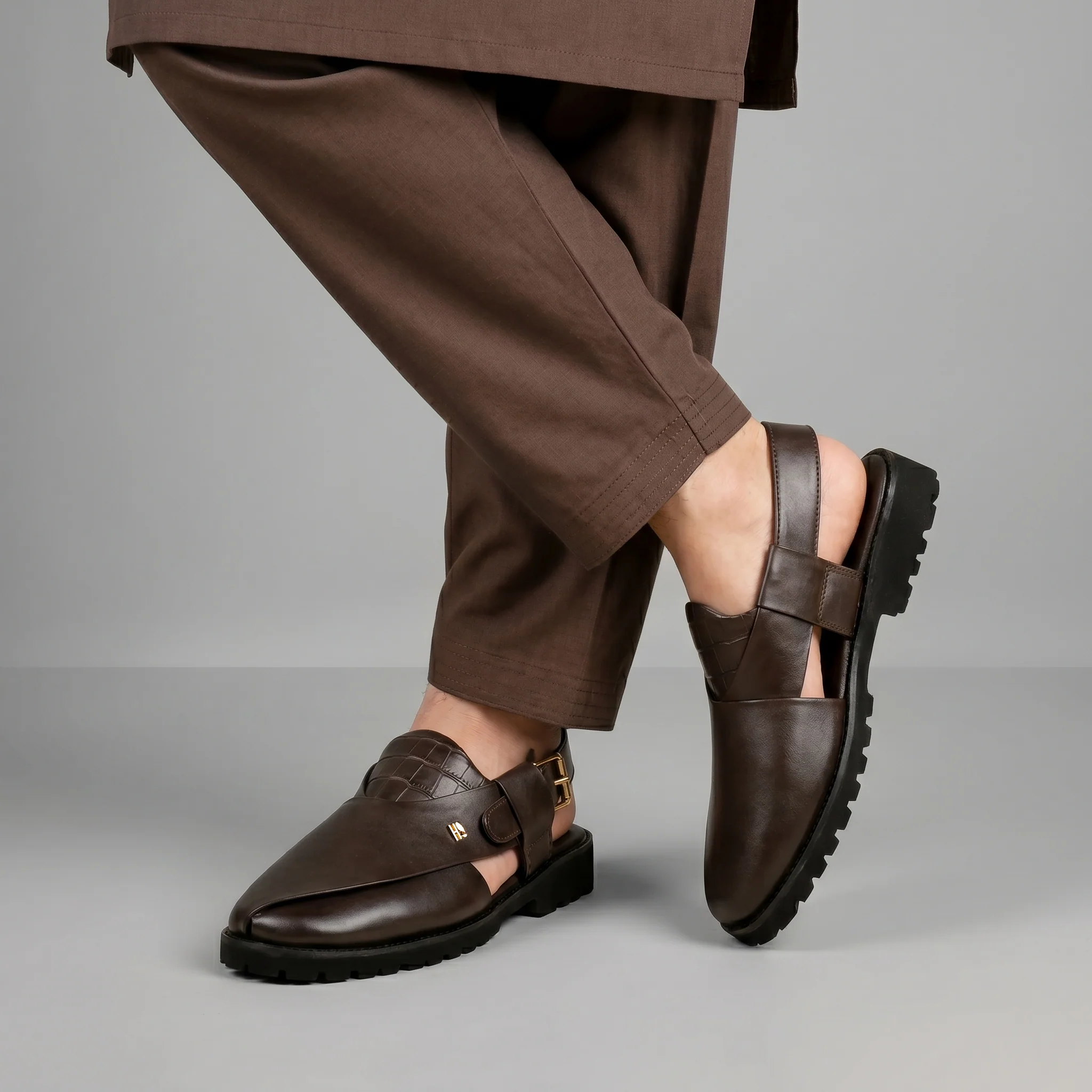 SPLIT LEATHER COMFORT SANDAL - Image 2