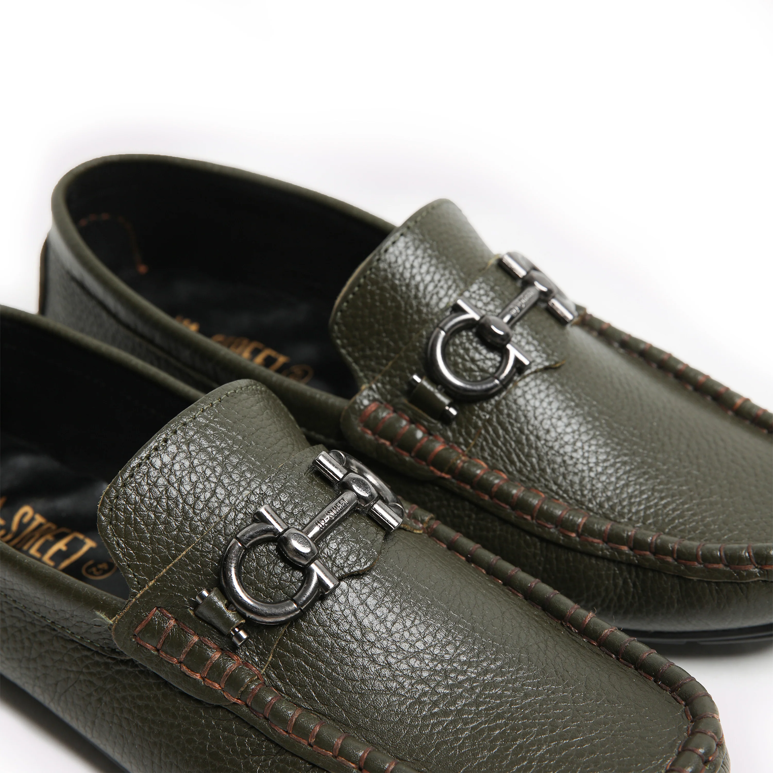 SOFT LEATHER BUCKLE MOCCASIN - Image 5