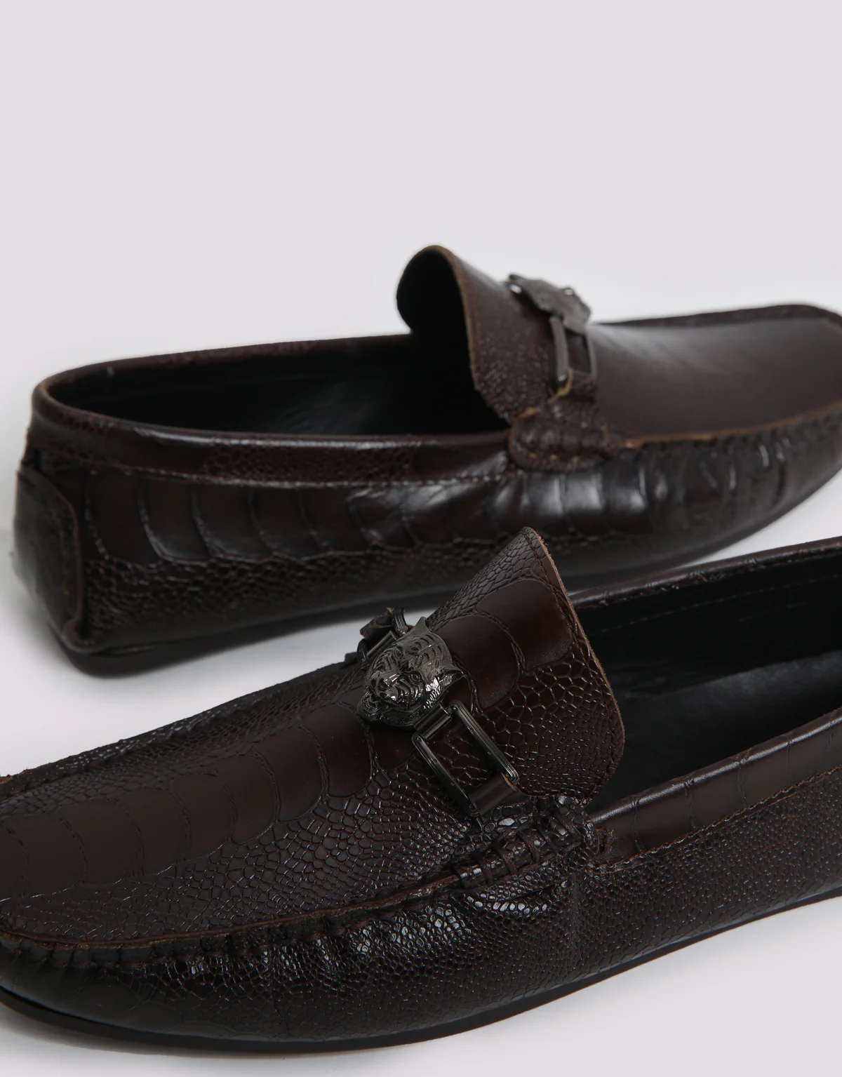 TEXTURED LOAFER WITH BUCKLE - Image 3